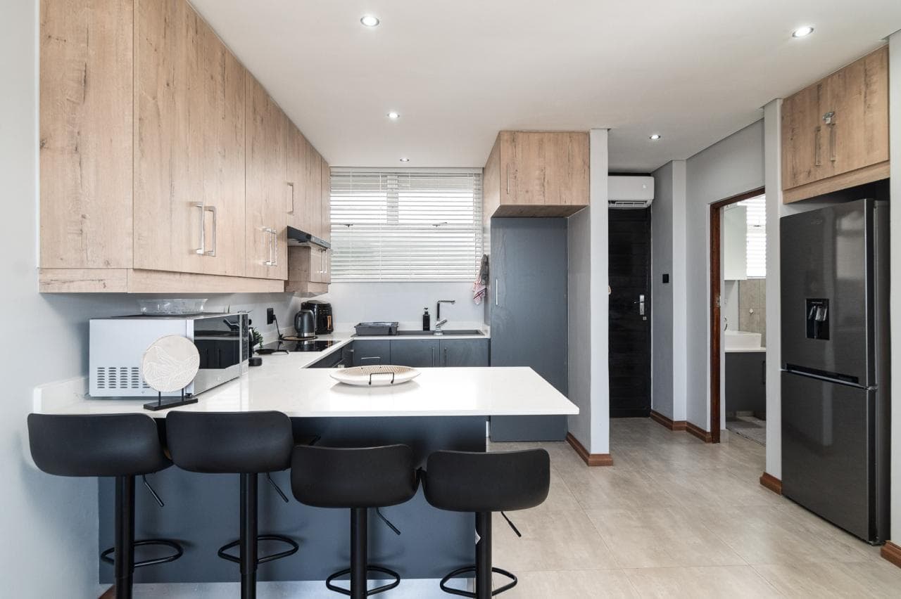 Spectacular view of communal pool and Indian Ocean from sixth floor